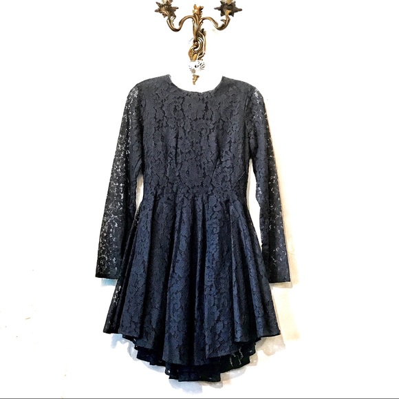 H&M - NWOT - Black Lace Long Sleeve Circle Dress - SIZE: 6 - Picture 6 of 10